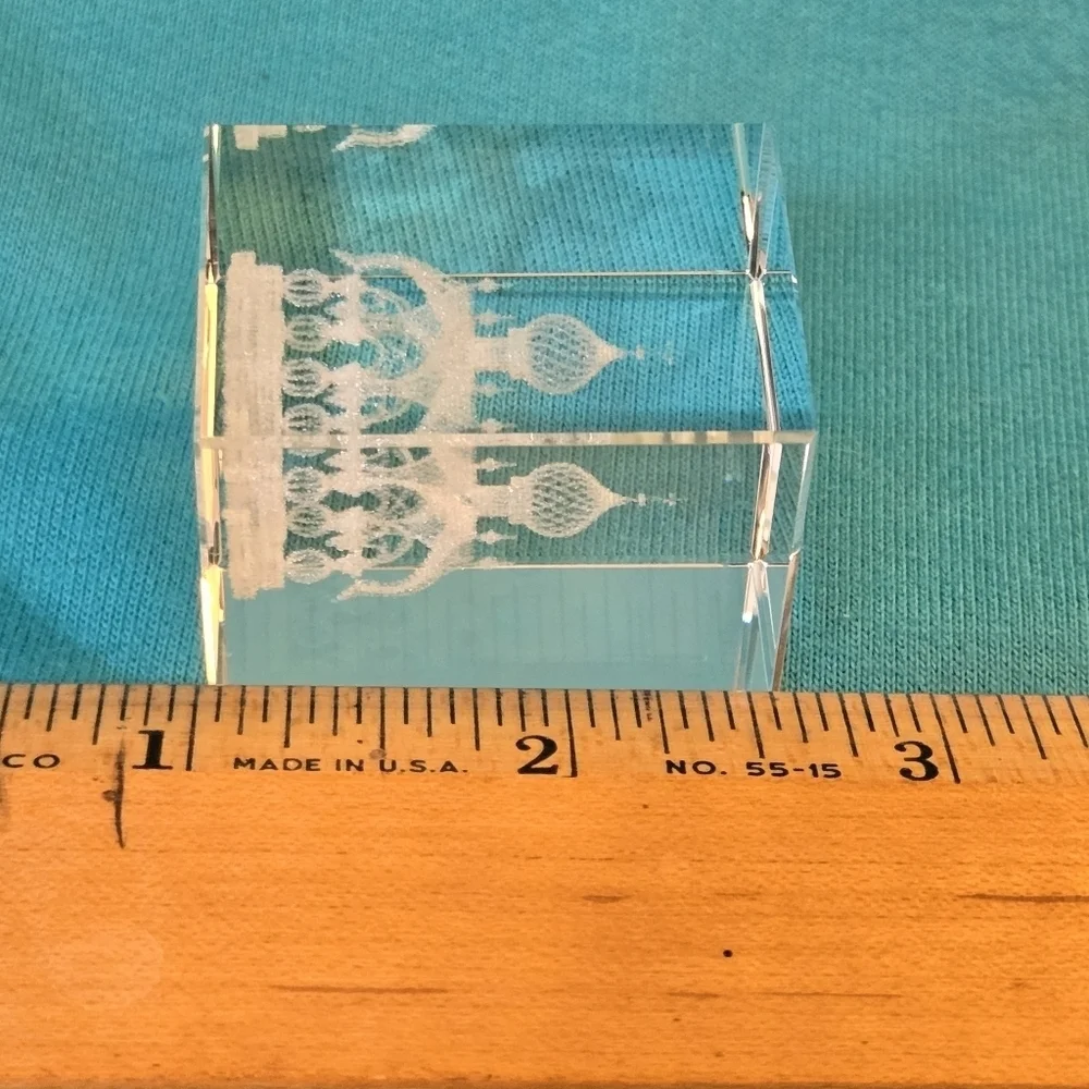Vintage Swarovski Paperweight Etched Glass Heavy Onion Dome Ornate Building EUC